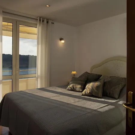 Villa Plantis Dubrovnik - Seven Bedroom With Private Sea Access *