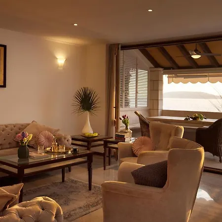 Plantis Dubrovnik - Seven Bedroom With Private Sea Access Вилла *