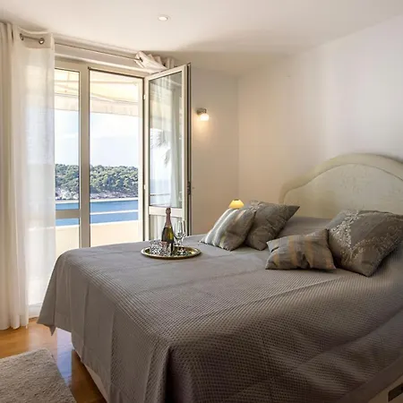 Plantis Dubrovnik - Seven Bedroom With Private Sea Access Затон