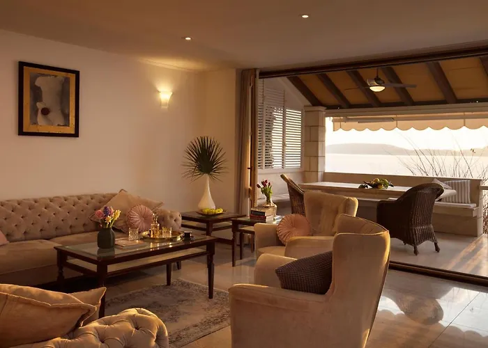 Plantis Dubrovnik - Seven Bedroom With Private Sea Access فيلة *